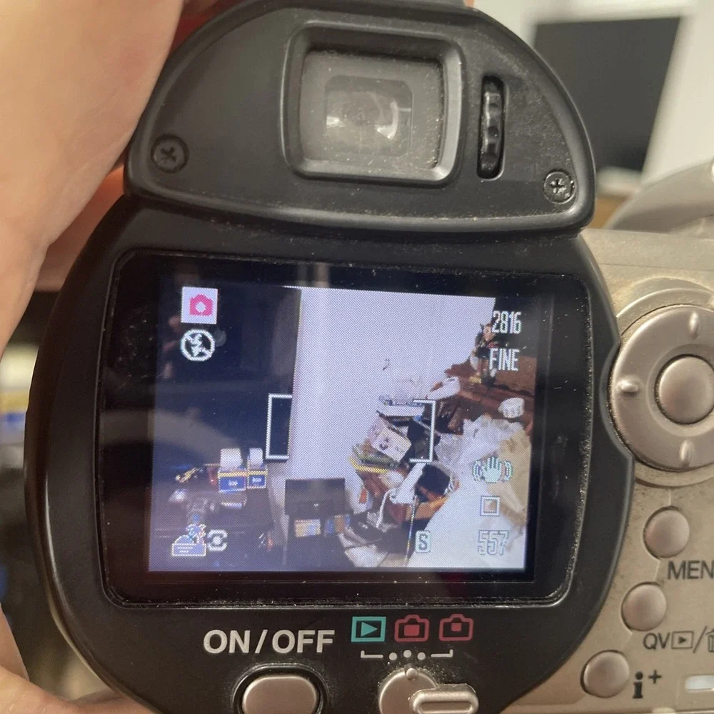 Konica Minolta DiMAGE Z6 6.0MP Digital Camera 12x Zoom+Battery+SD Card-TESTED